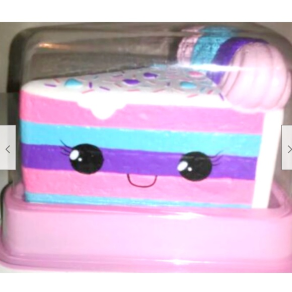 Silly Squishy Rainbow Cake Slice Pink Blue - Picture 1 of 4